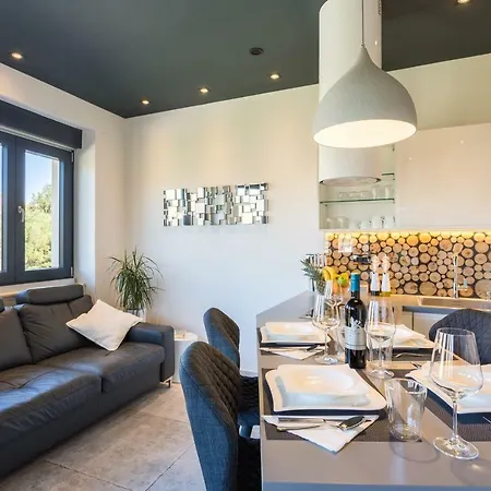 Lägenhet New Parkview/cityview